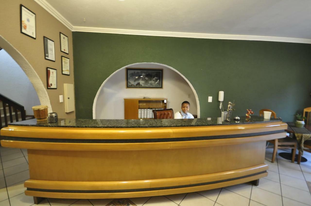 A Knights Rest Guesthouse Pretoria-Noord Exterior foto