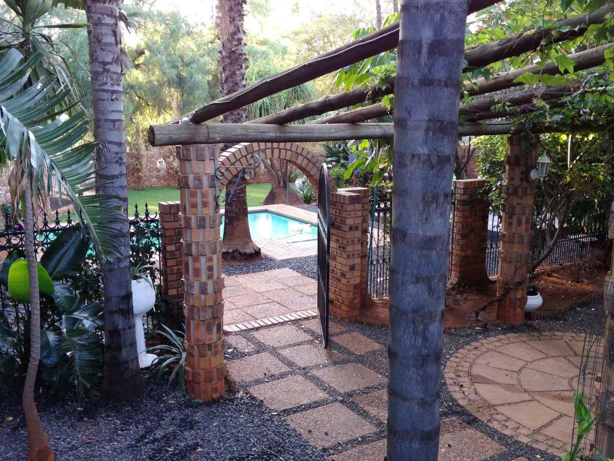 A Knights Rest Guesthouse Pretoria-Noord Exterior foto